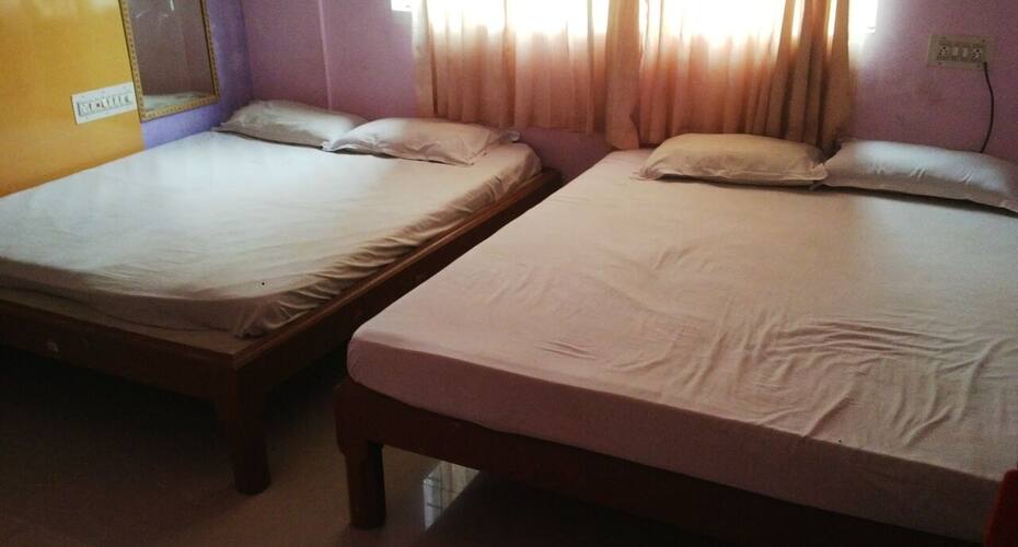 Sri Maruthi Boarding & Lodge, Nanjangudu 4